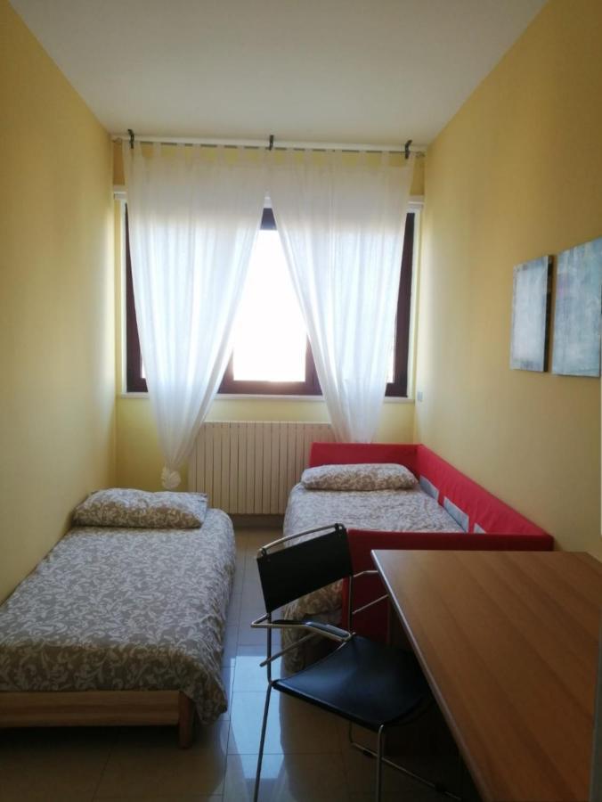 "La Casa Di Mariagrazia" Rooms Con Cucina Condivisa E Terrazza Sammichele Di Bari ภายนอก รูปภาพ