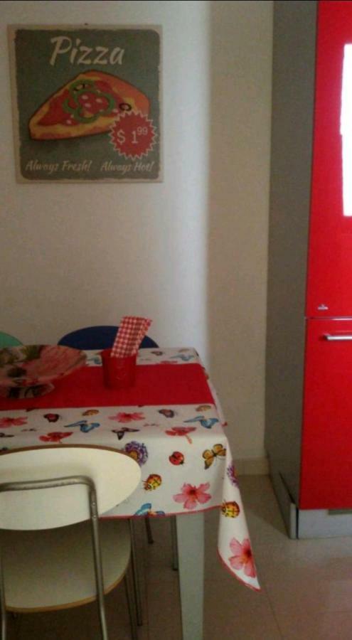 "La Casa Di Mariagrazia" Rooms Con Cucina Condivisa E Terrazza Sammichele Di Bari ภายนอก รูปภาพ