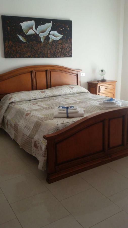 "La Casa Di Mariagrazia" Rooms Con Cucina Condivisa E Terrazza Sammichele Di Bari ภายนอก รูปภาพ