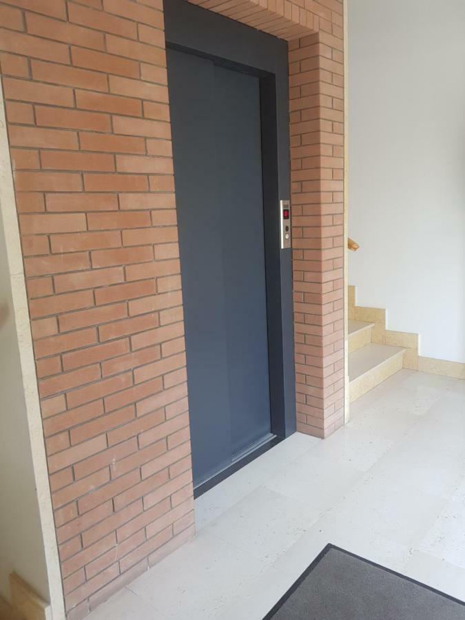 "La Casa Di Mariagrazia" Rooms Con Cucina Condivisa E Terrazza Sammichele Di Bari ภายนอก รูปภาพ